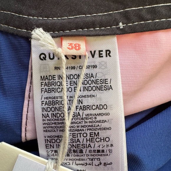Quicksilver board shorts size 38 - Picture 6 of 9